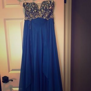 Formal dress perfect for prom